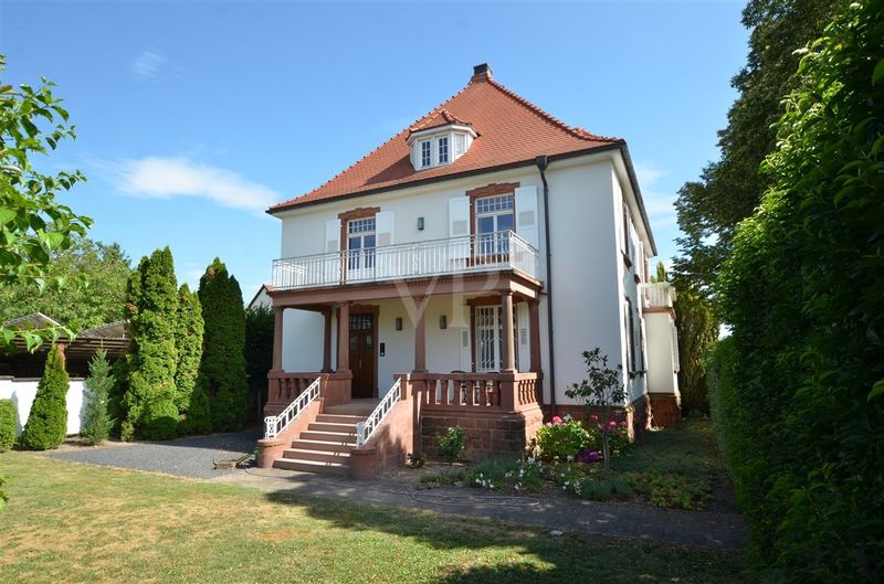 Historische Villa mit zeitloser Eleganz
